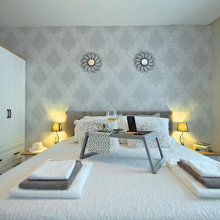 Appartement App Enterprise Umag Extérieur photo