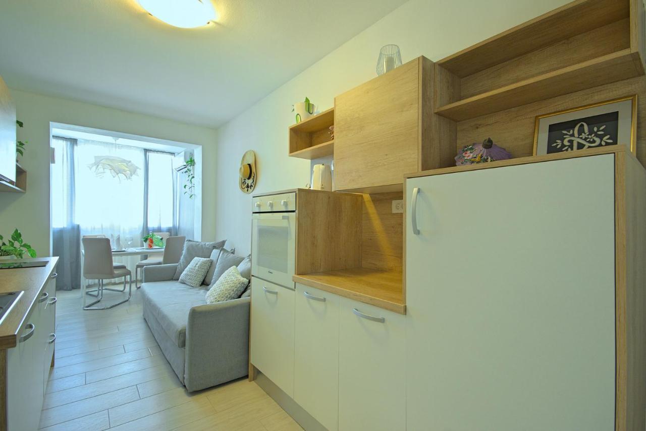 Appartement App Enterprise Umag Extérieur photo